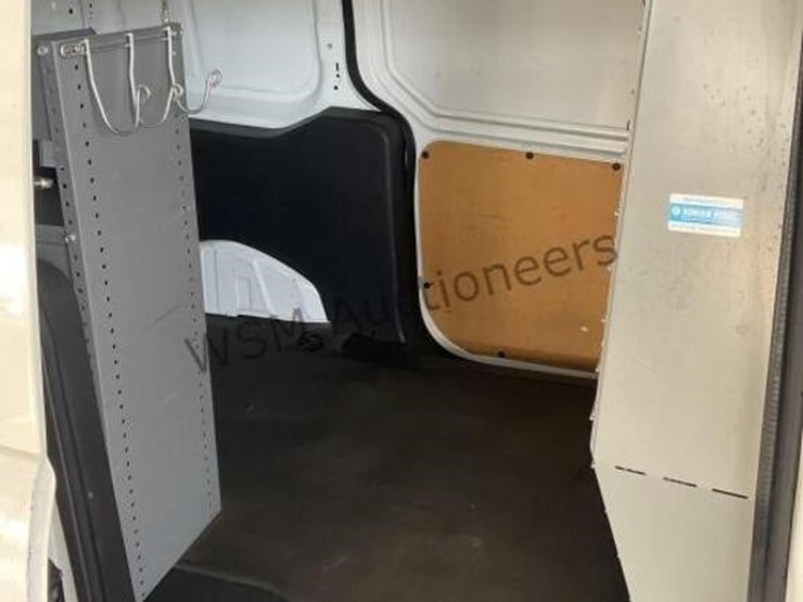 2015-ford-transit-connect-image-9