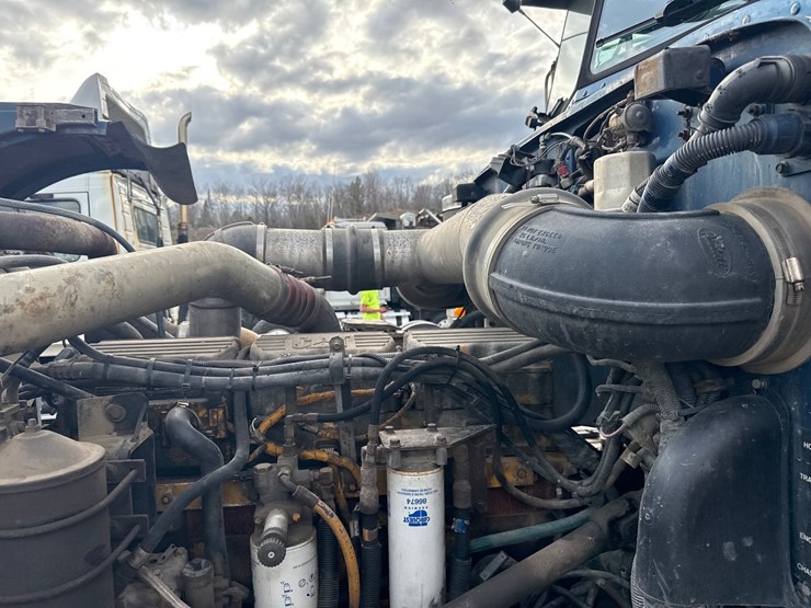 1999-caterpillar-c12-image-18