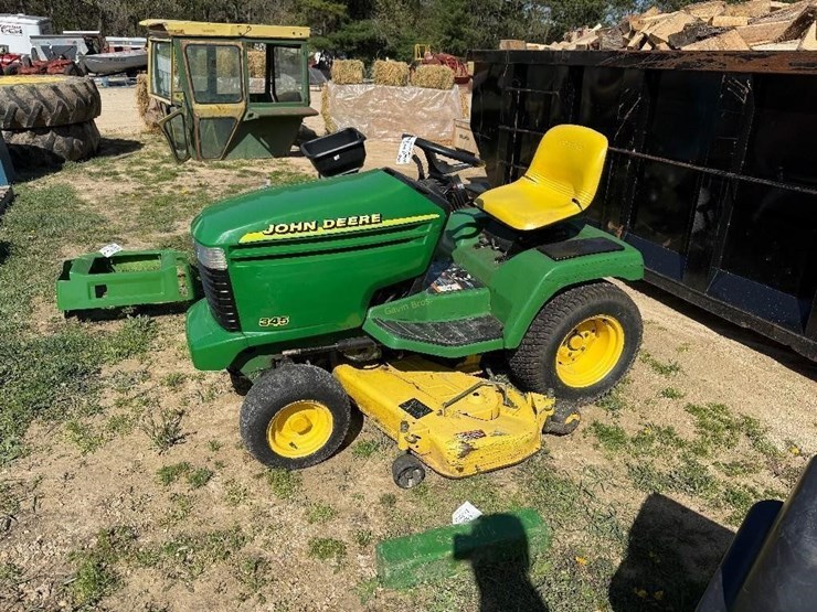 john-deere-345-image-1