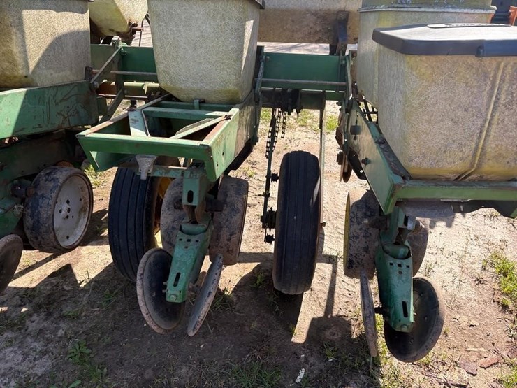 john-deere-7000-image-5