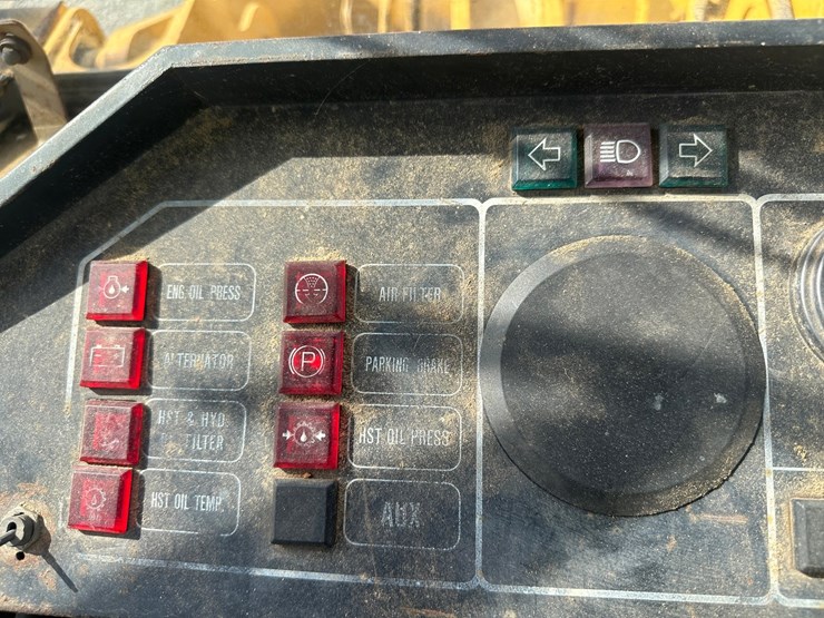 deere-244e-image-52