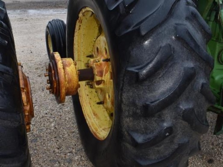 john-deere-4630-image-10