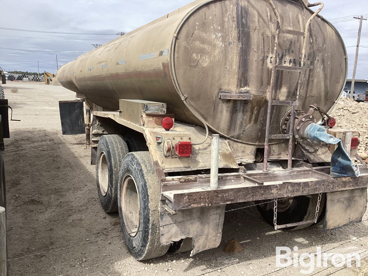 1965-fruehauf-trailer-image-7