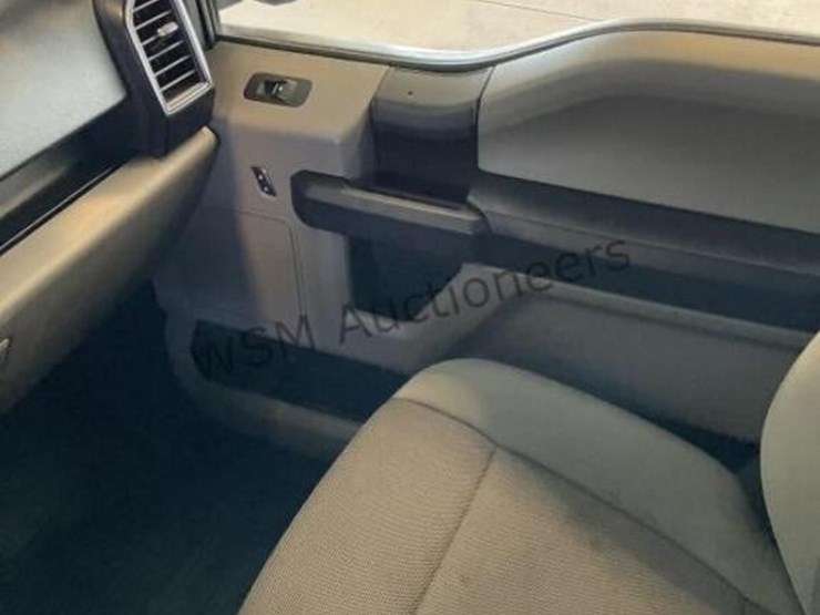 2017-ford-f150-image-22