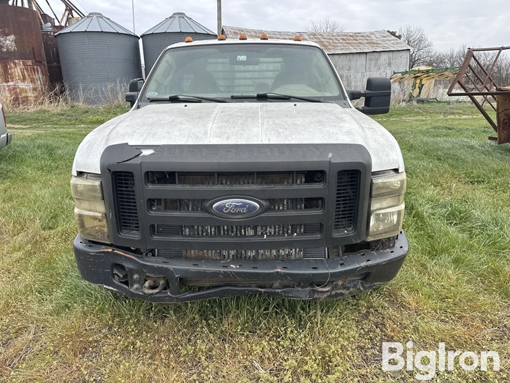 2008-ford-f350-xl-image-2