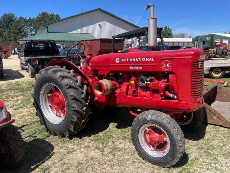 1951-international-i6-image-1