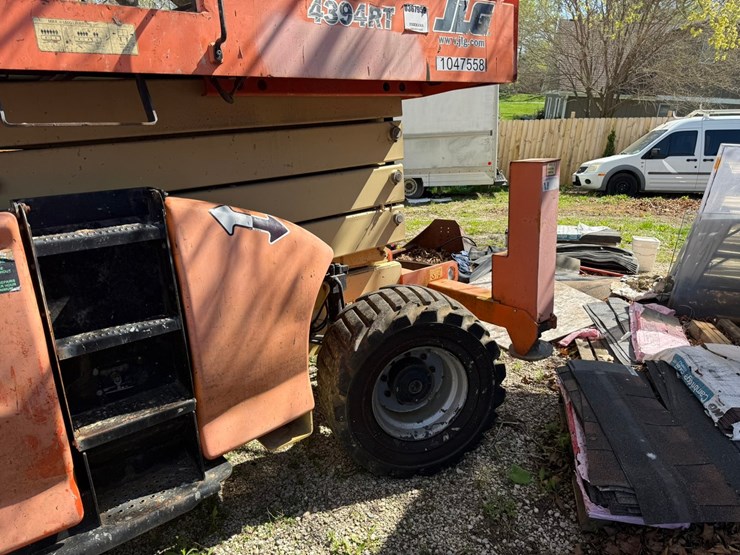 2008-jlg-4394rt-image-17