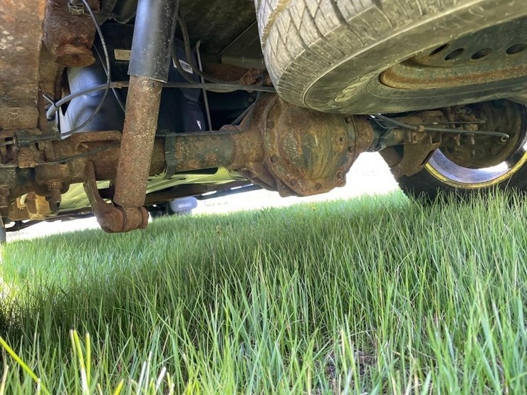 2013-gmc-sierra-sle-z71-pickup-image-16