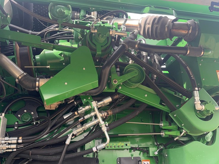 2023-john-deere-s780-image-15