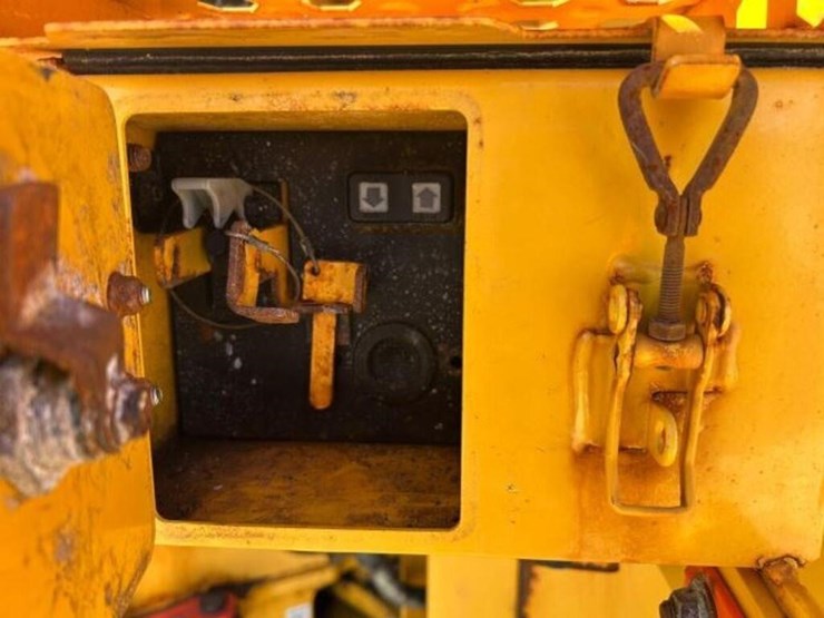 2019-volvo-l60h-image-38