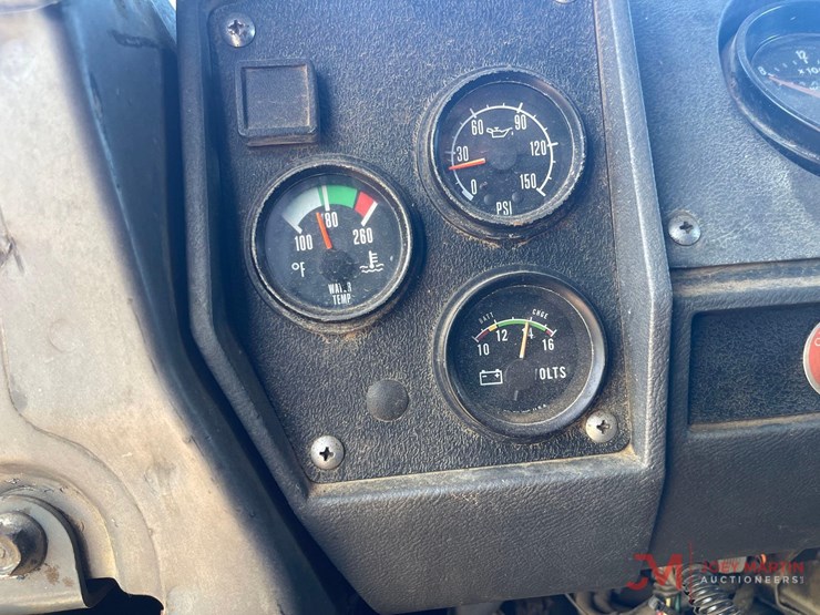 1996-mack-rd688s-image-23