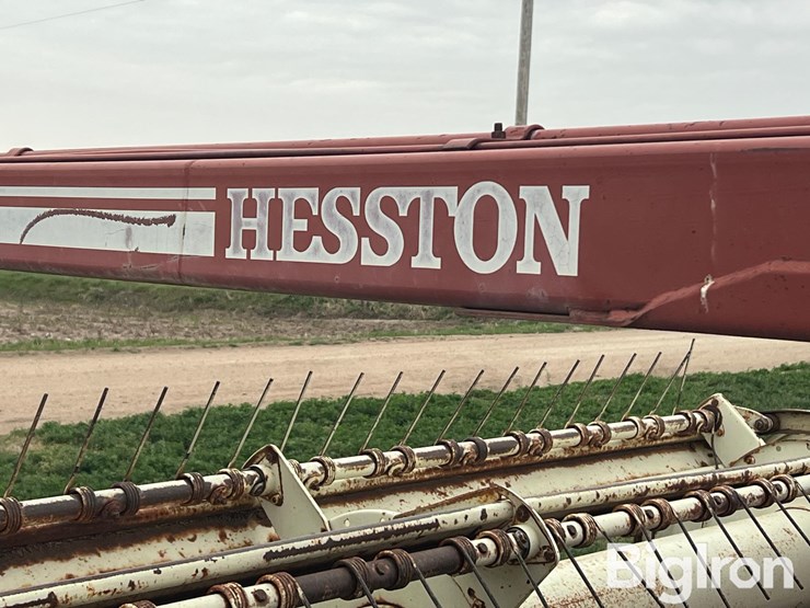 1982-hesston-1014-image-18
