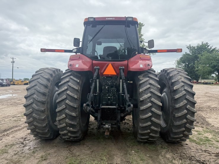 2010-case-ih-magnum-245-image-6