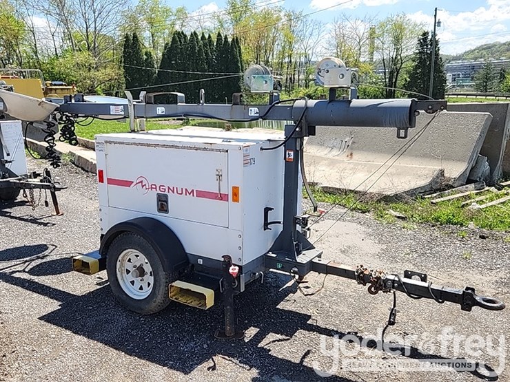 magnum-light-tower-image-2