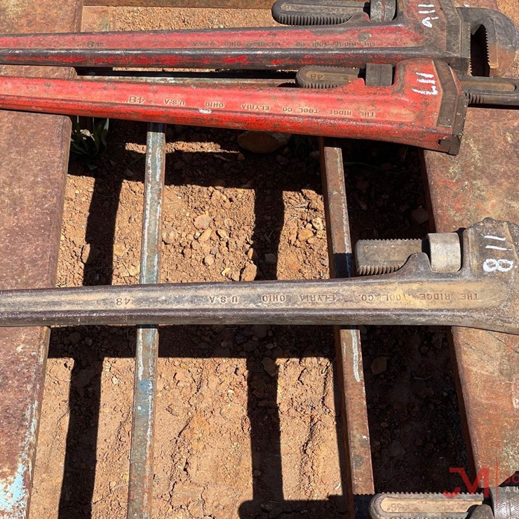 48" PIPE WRENCH