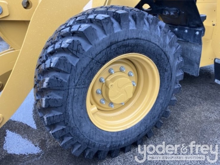 2021-caterpillar-910-image-6