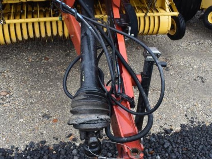 new-holland-br7090-image-3