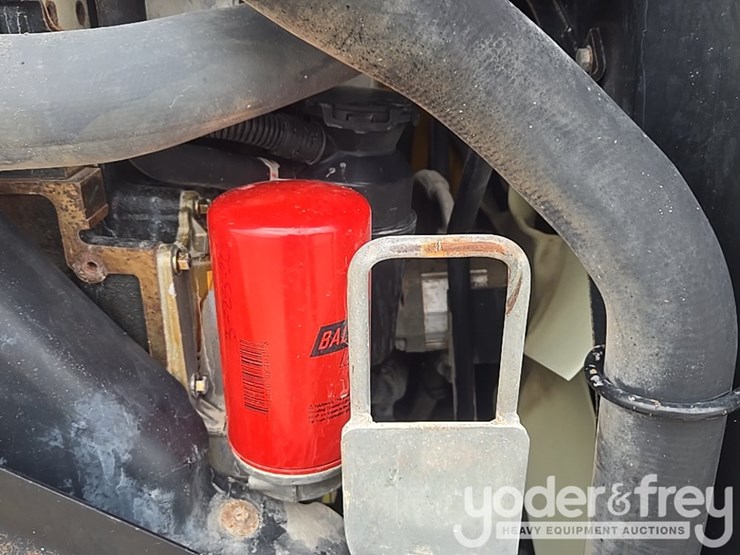 2017-jcb-510-56-image-60