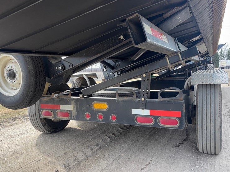 2012-amerifab-harvester-header-trailer-image-7