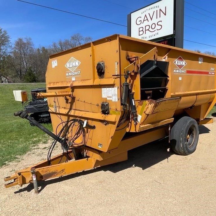 KUHN KNIGHT 3142
