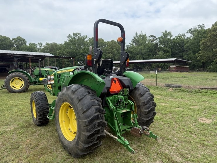 2020-john-deere-5075e-image-7