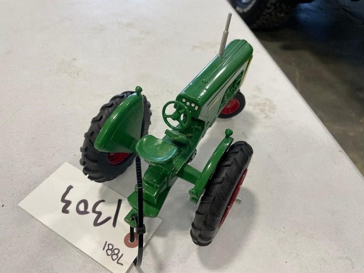 oliver-super-88-image-3