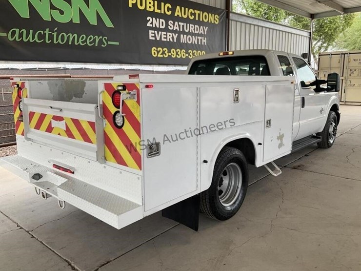 2011-ford-f350-image-7