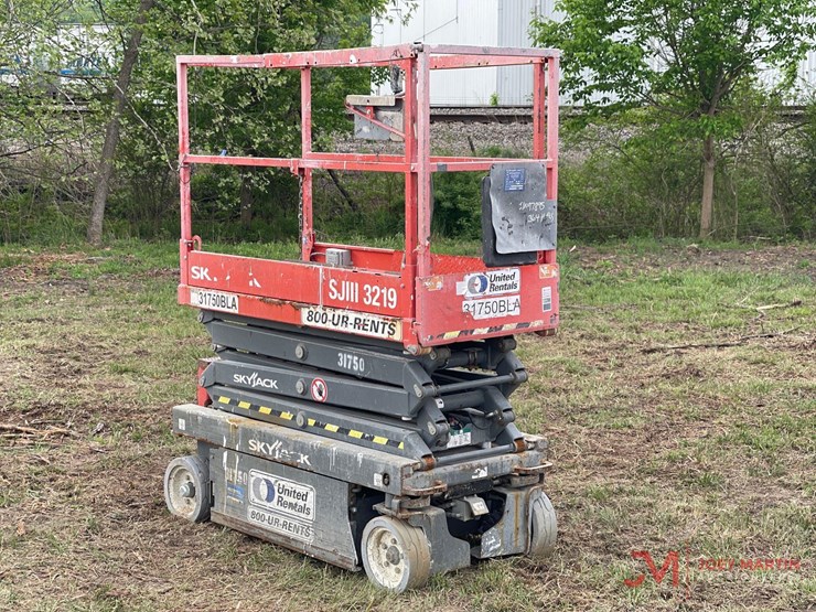 2016-skyjack-sjiii3219-image-16