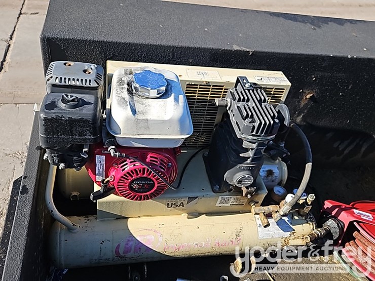 2022-chevrolet-2500hd-image-15