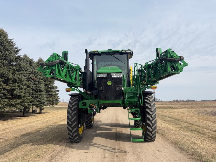 2024-john-deere-612r-image-3