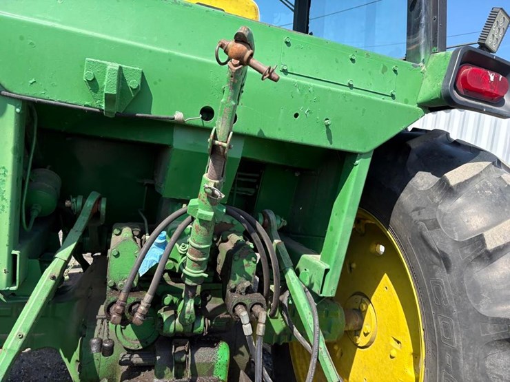 john-deere-4230-image-19