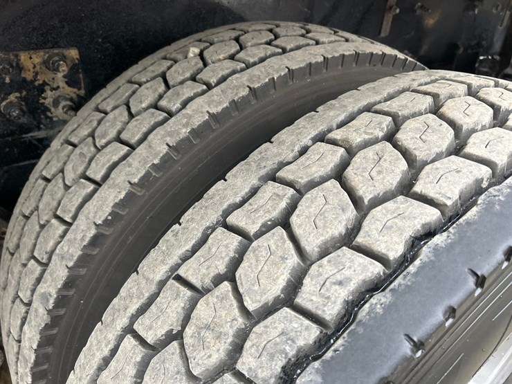 2019-kenworth-t880-image-84