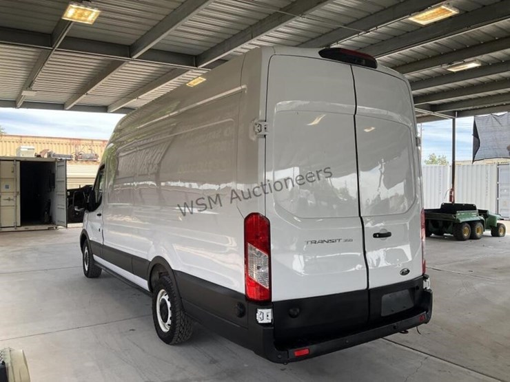 2020-ford-transit-image-5