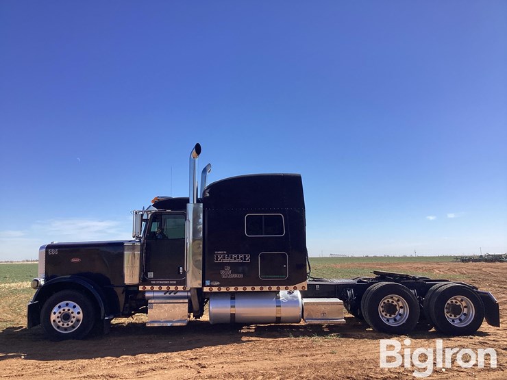 2008-peterbilt-389-image-8