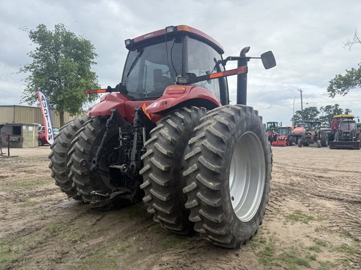 2010-case-ih-magnum-245-image-5