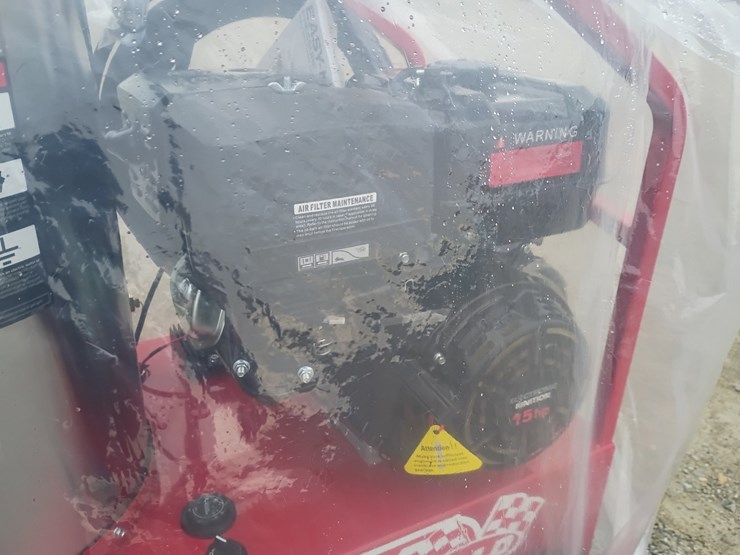 #24440-•-2026-magnum-4000-series-gold-hot-pressure-washer-image-9