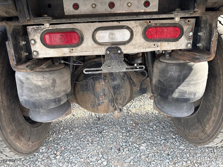 1999-caterpillar-c12-image-35