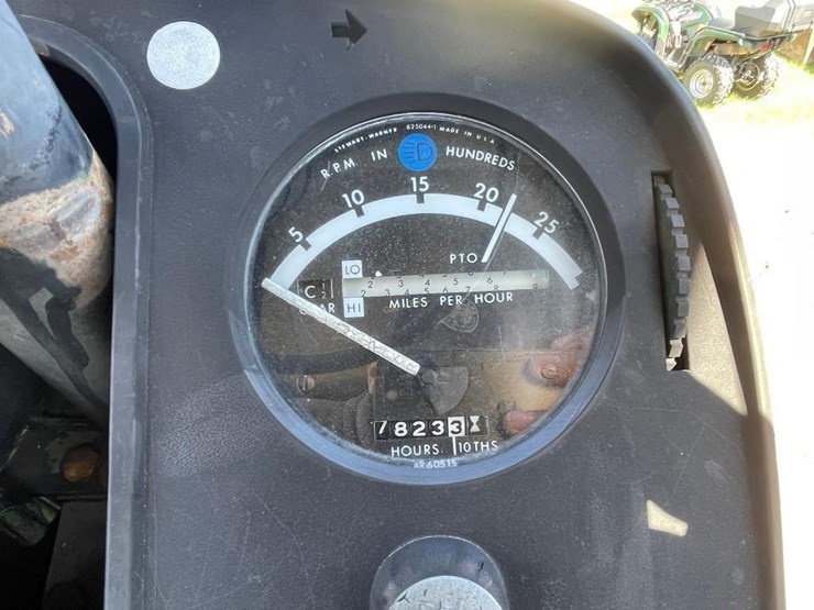 john-deere-4040-image-14