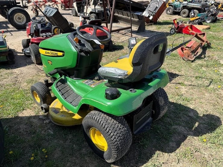 john-deere-x300-image-4