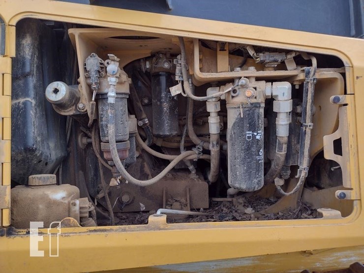 deere-650k-lgp-image-35