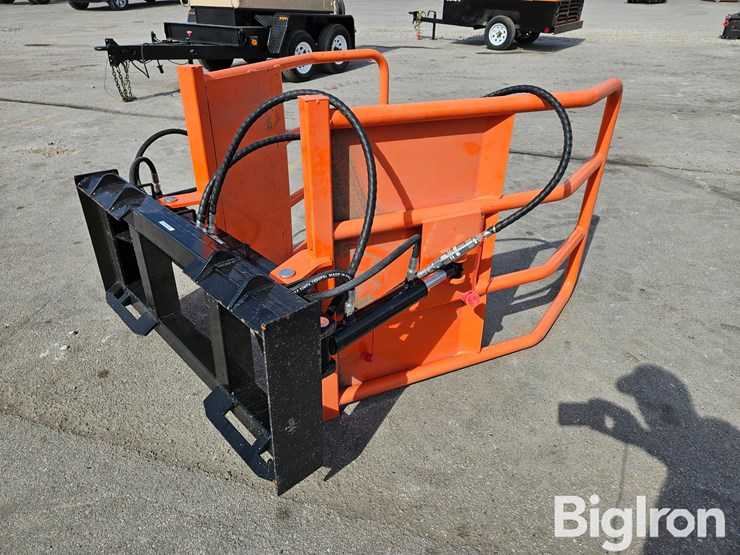 2025-massey-ferguson-730-image-5