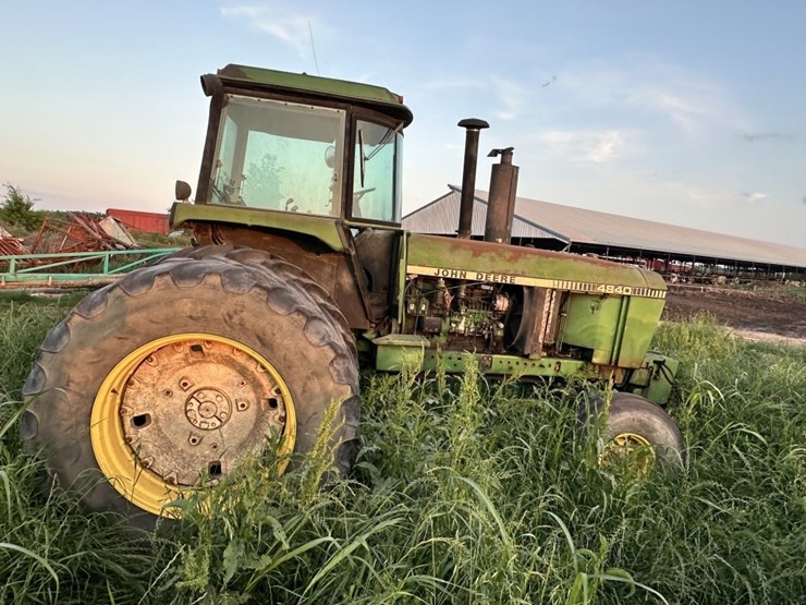 john-deere-4840-image-4