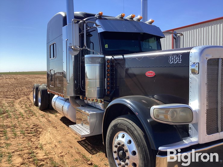 2008-peterbilt-389-image-17