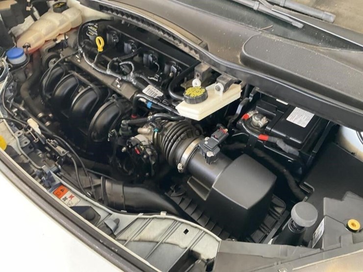 2015-ford-transit-connect-image-13