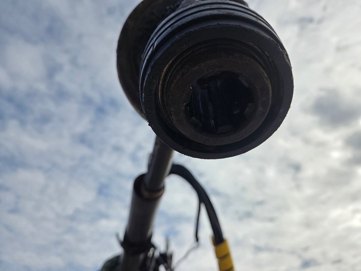 2015-kubota-ra2071t-evo-image-11