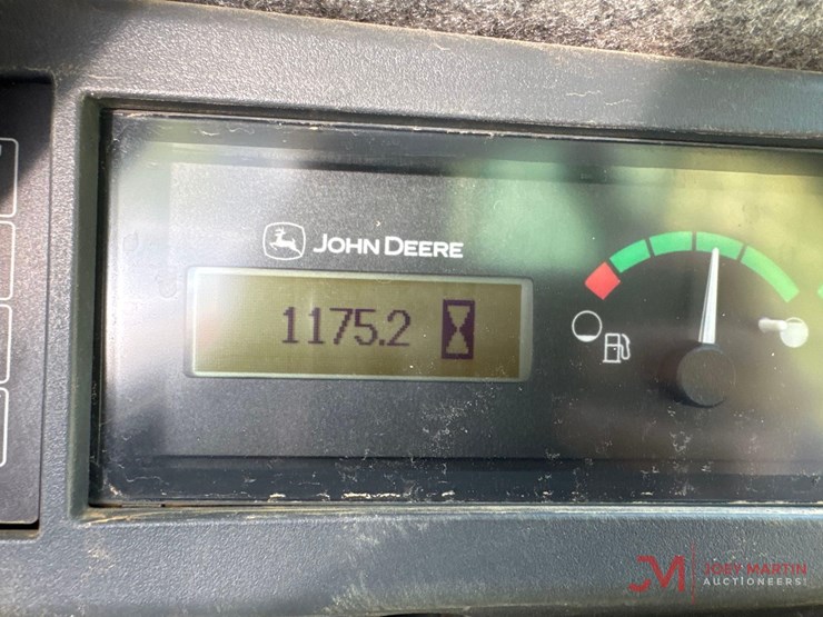 2023-deere-333g-image-25