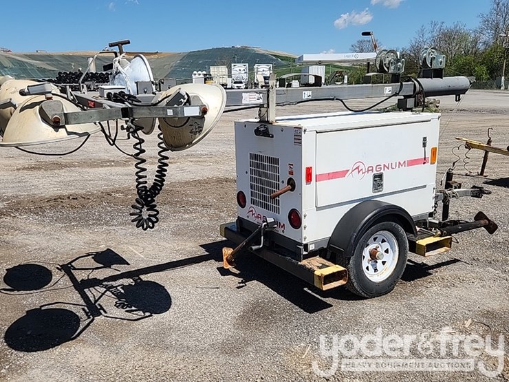 magnum-light-tower-image-3