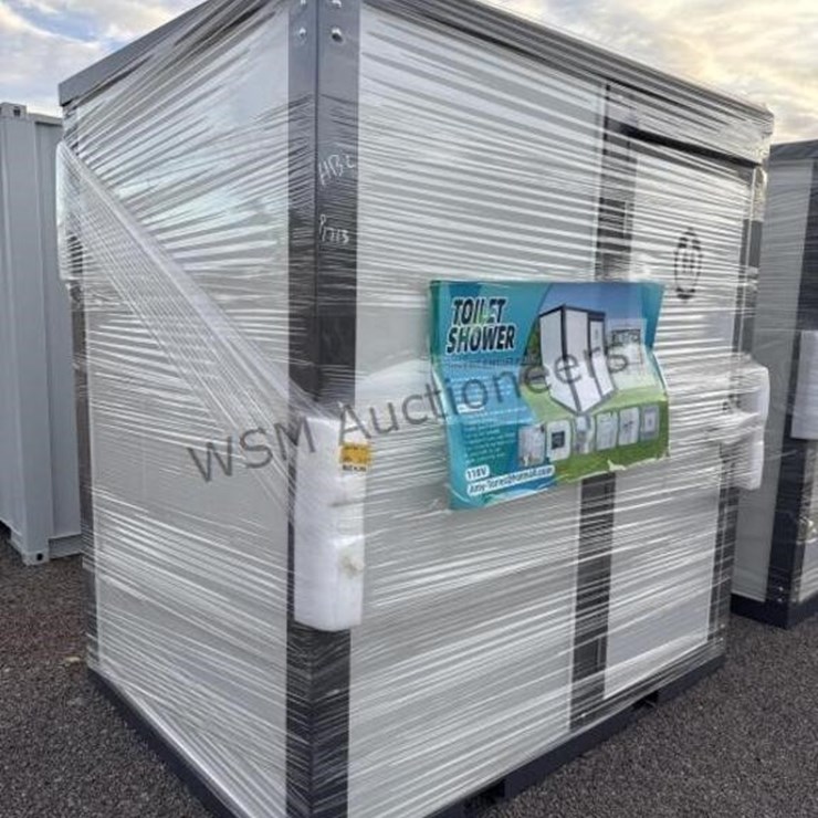 MOBILE TOILET UNIT