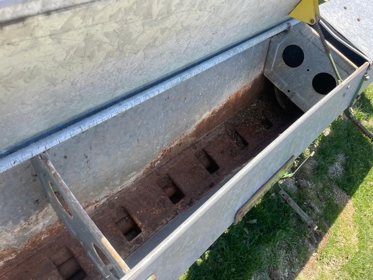 john-deere-12-image-7