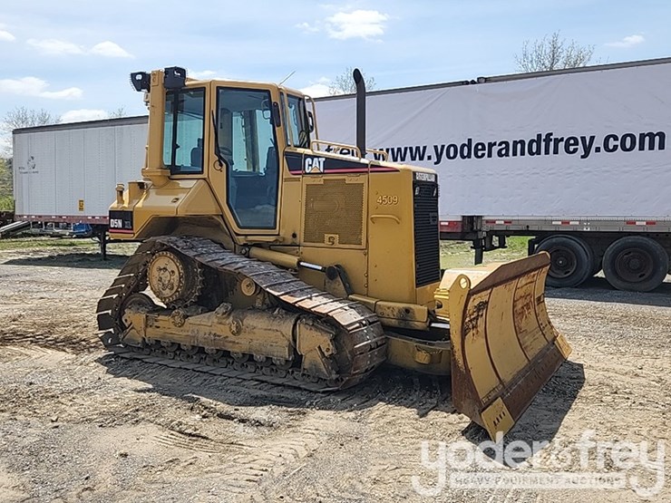 2006-caterpillar-d5n-xl-image-6